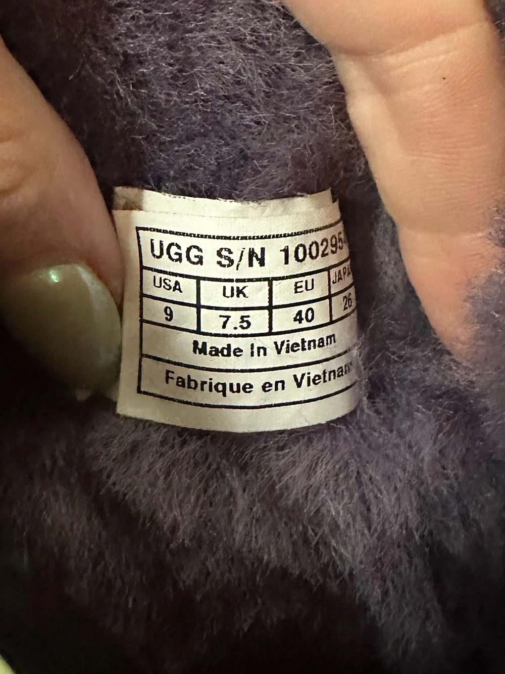 UGG Bailey Bow II Purple [Port?] Satin Bows Sheepskin Women's size 9